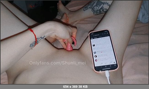 MEGA-FANS – shunlimei 11-03-2021 121457701 Mientras miro sus mensajes y propinas me masturbo  While I look at his messages and tips I masturbate