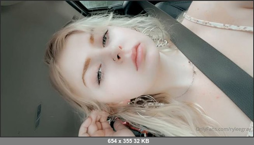 MEGA-FANS – ryleegray 05-06-2021 154326286 Do you recognize this dress