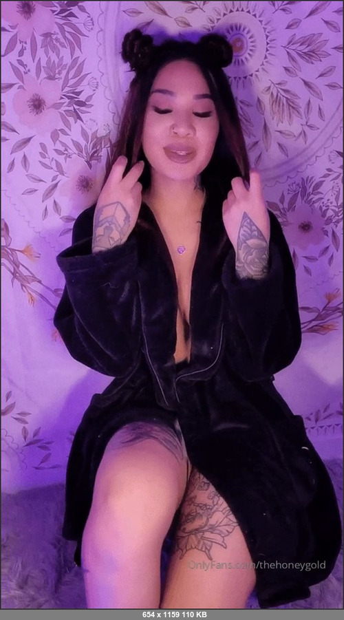 MEGA-FANS – thehoneygold-17-04-2021-   p.s. I dont respond to DMs on here, only responding on my paid OF. Also, if you liked this video.. join my paid site for tons of new conten