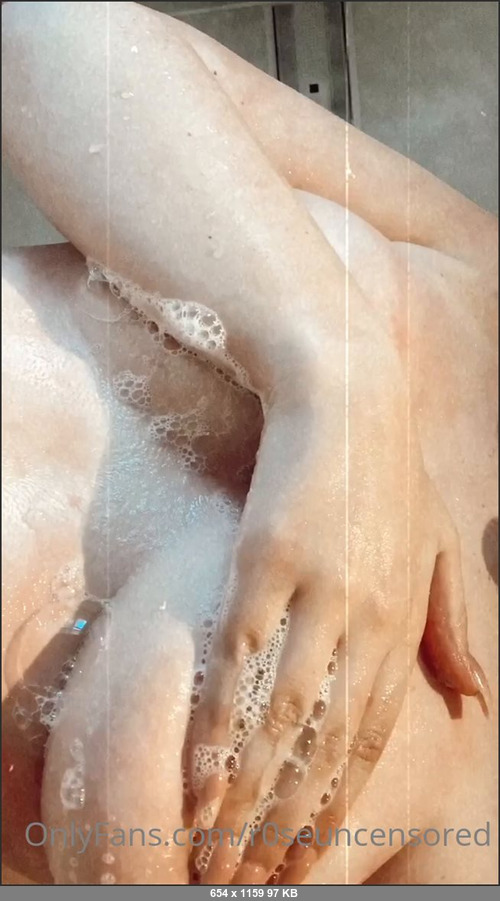 MEGA-FANS – r0seuncensored 22-08-2020 42400008 underboob