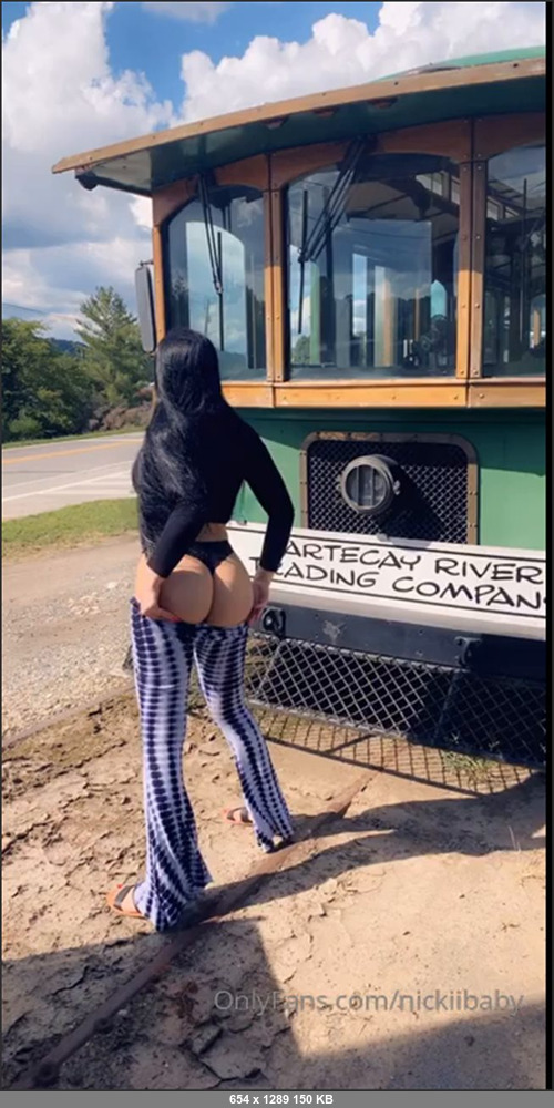 MEGA-FANS – nickiibaby 02-09-2019 6615345 Lol right in the middle of the day in the country like this video and Ill post More in the afternoon