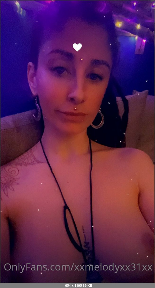 MEGA-FANS – xxmelodyxx31xx-02-04-2021-Joke of the day… press play