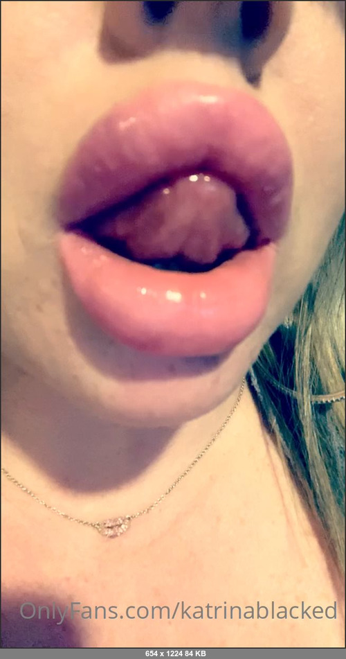 MEGA-FANS – katrinathicc-31-12-2020-Slide that hard cock in between these big soft lips