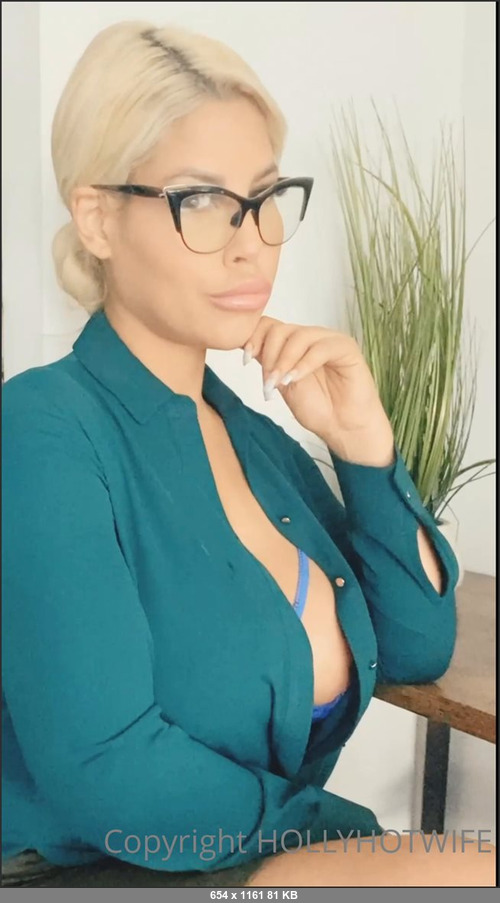 MEGA-FANS – hollyhotwife-16-05-2021-Yall, my gorgeous busty blonde friend bridgetteb has made her account    FREE    for all of you this weekend  Go follow her right away, I promise yal