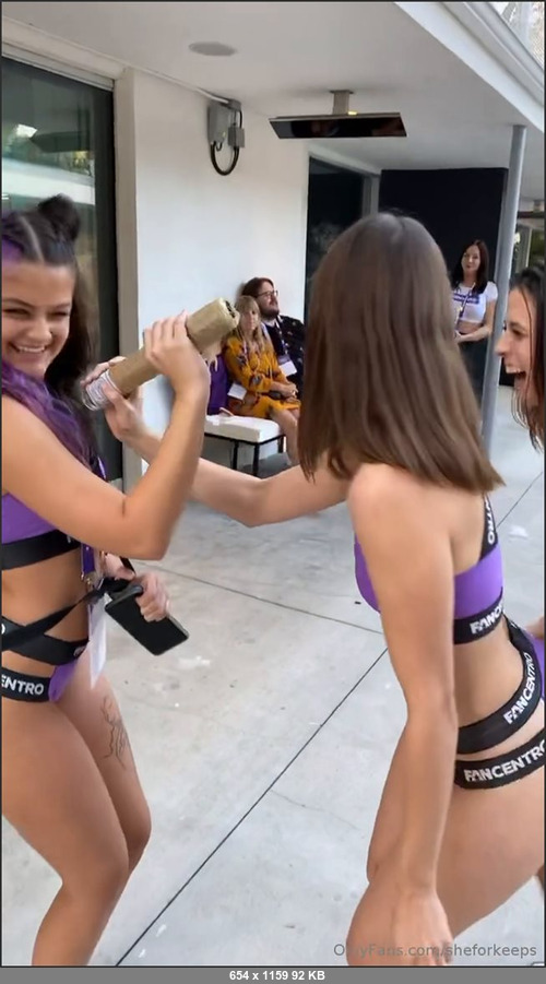 MEGA-FANS – sheforkeeps-16-10-2019-We arent sure what to do its so big