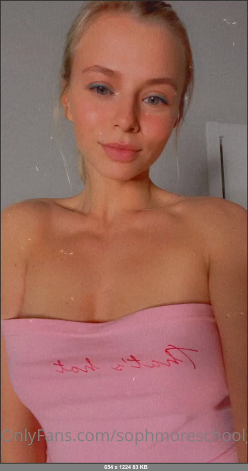 MEGA-FANS – sophmoreschoolgirl-06-12-2021-Surprise blow job        My roommate was in the shower so I snuck in and played with my pussy as I watched him       It made me super HORNY