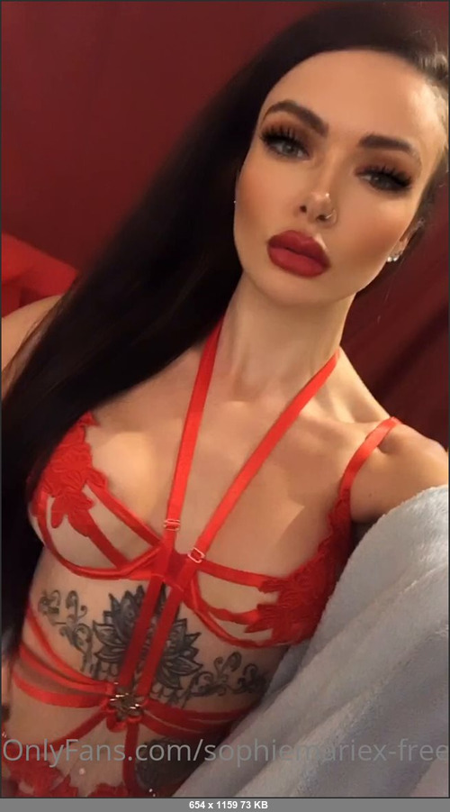 MEGA-FANS – sophiemariex-free-17-05-2021-On the job