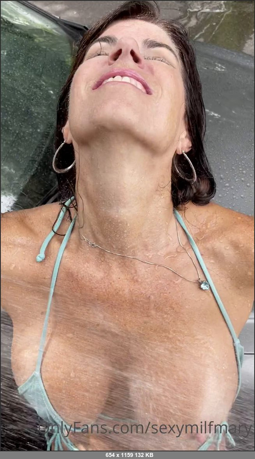 MEGA-FANS – sexymilfmary 04-06-2021 153881615 First car wash video.