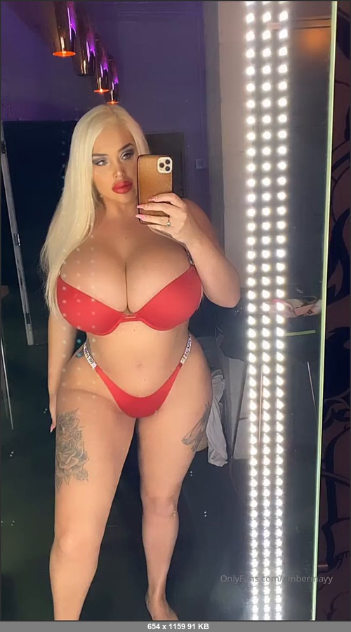 MEGA-FANS – ambermayy-01-11-2020-More red