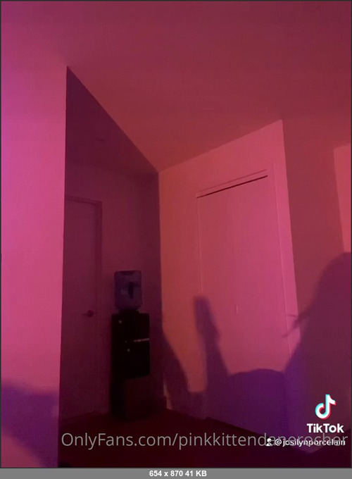 MEGA-FANS – pinkkittendanerocher 14-10-2021 210877751 justhatlucky pinksmittenkitten