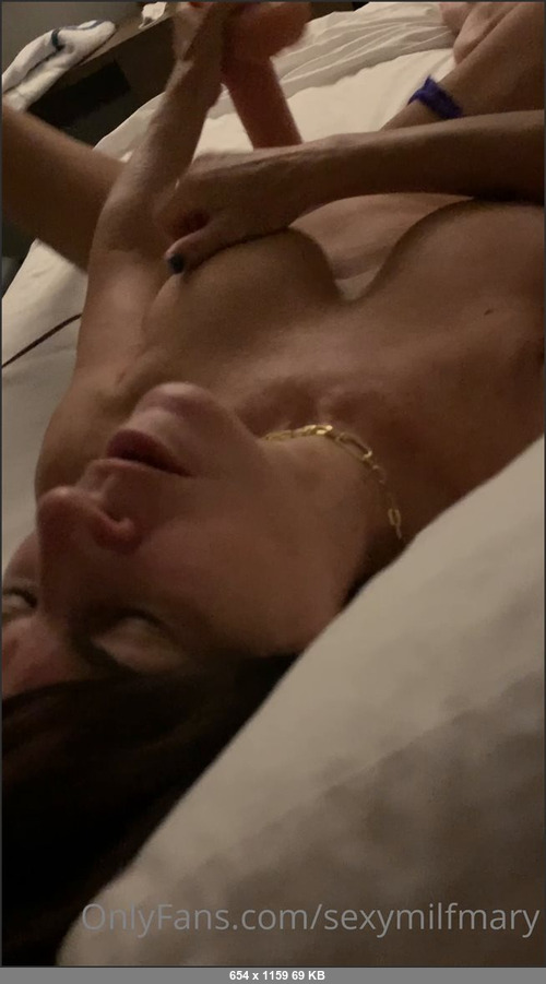 MEGA-FANS – sexymilfmary 06-09-2021 193790573 Happy Labor Day. Get the most amazing 13 inch riding videos from this morning.