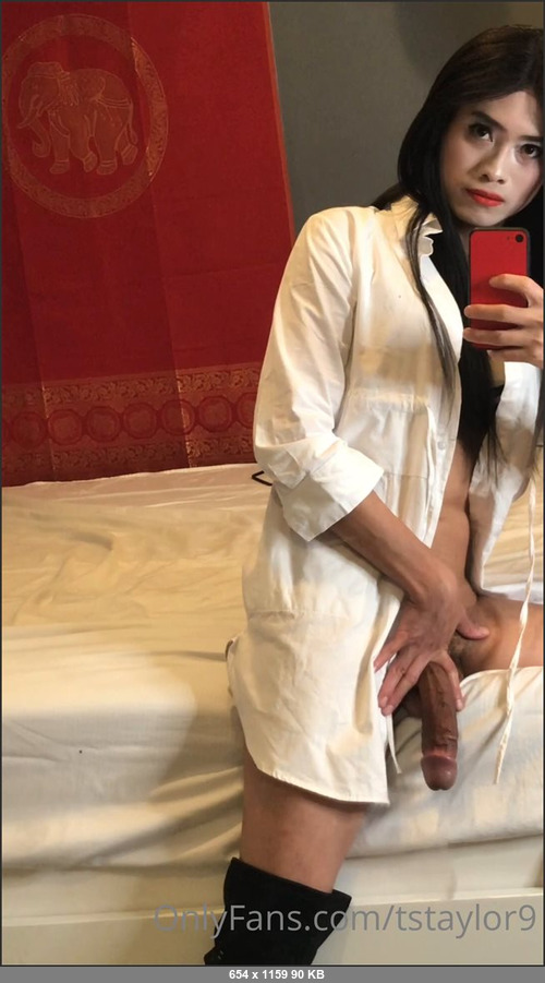 MEGA-FANS – tstaylor9-04-05-2020-A new pair of boots doesnt fit me well. Instead, I am playing with my cock to distract myself from getting frustrated.