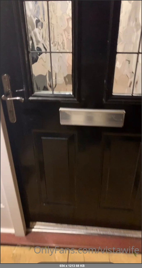 MEGA-FANS – vistawife-29-07-2021-Ive invited you to come to my place, as you walk up the path to my house youre welcomed like this. Theres two types of this video, the other one is we