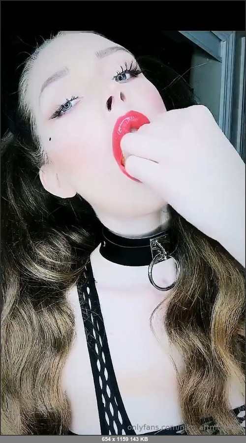 MEGA-FANS – nikoartmodelxo 13-04-2019 3877308 Good morning