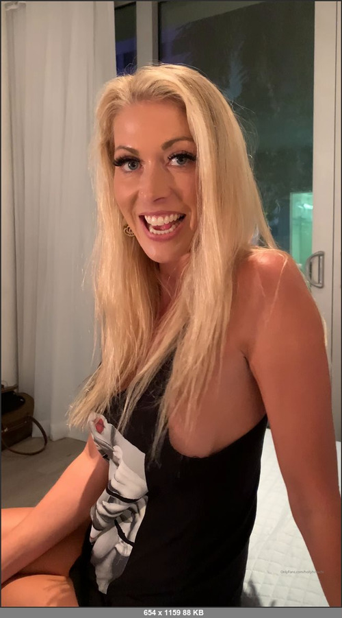 MEGA-FANS – hollyhotwife-29-10-2019-Gang bang time