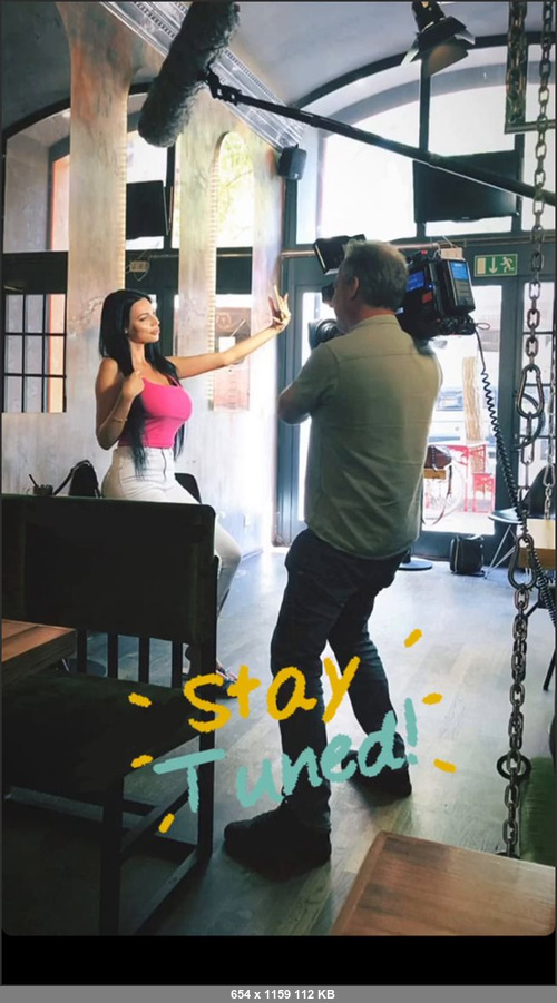 MEGA-FANS – yvonnebar-13-07-2020-Filming for German TV today