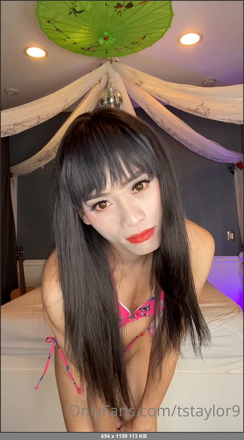 MEGA-FANS – tstaylor9-28-09-2020-I love walking along the music with the cock hanging down when I am alone in my room. It would be nice if I can do that at your place  so you can turn that co