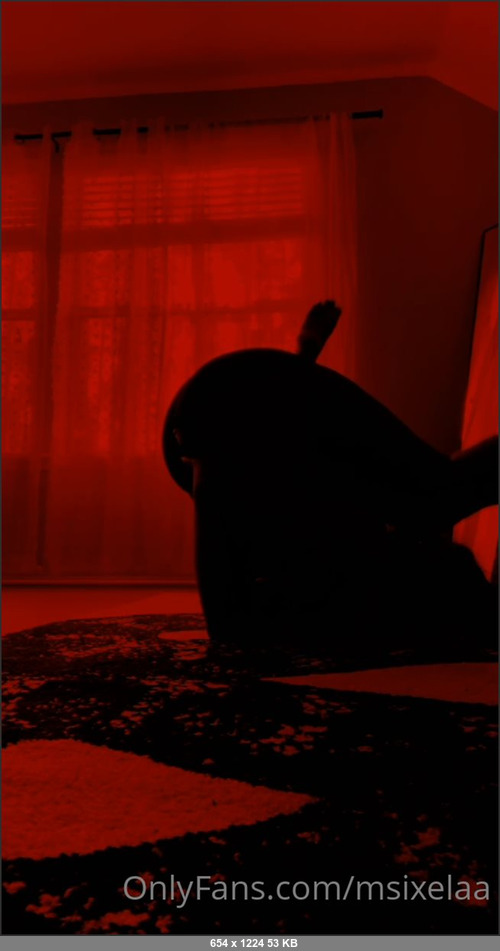 MEGA-FANS – msixelaa 31-01-2021 102480825 Silouhette x yoga