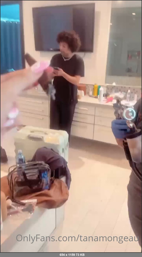 MEGA-FANS – tanamongeau-19-06-2021-saturday tings