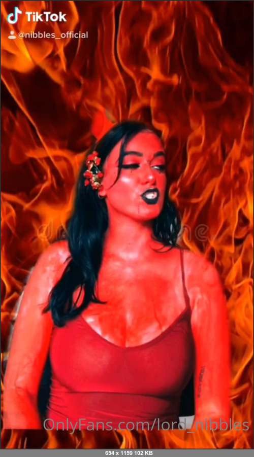 MEGA-FANS – throatstomperfree-14-11-2020-All my devil cosplay TikTok videos  I never took any photoshoots and im so annoyed with myself lol