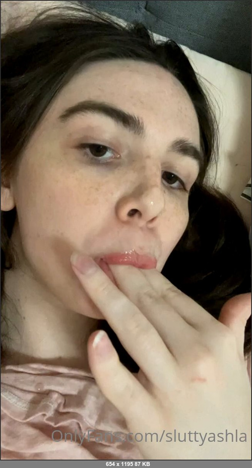 MEGA-FANS – sluttyashla-25-10-2021-Tasty treat