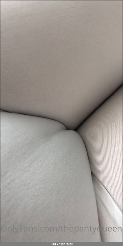 MEGA-FANS – thepantyqueen-02-01-2021-Chubby Kitty wants to play