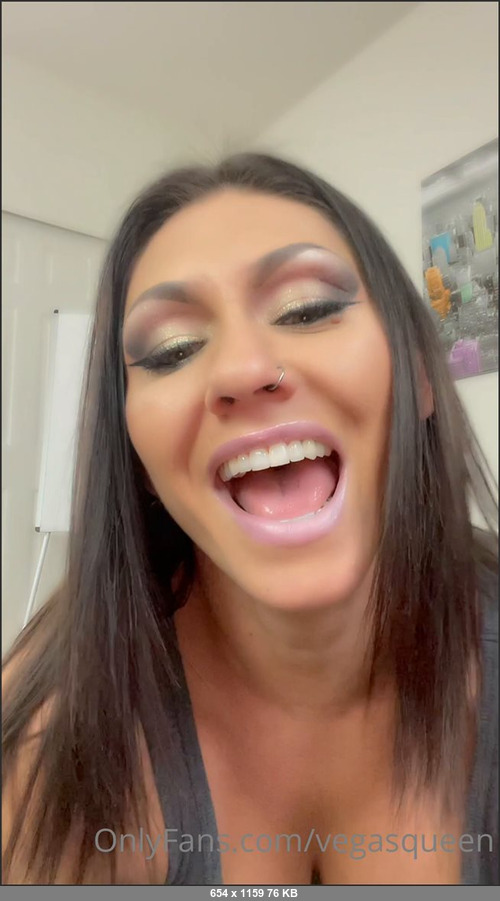 MEGA-FANS – vegasqueen-05-10-2021-Happy Tuesday my hunny bunz  Titty Tuesday  Hope youre having a great one  Make it even better by joining my Premium Page with all the ass, tits, and pussy
