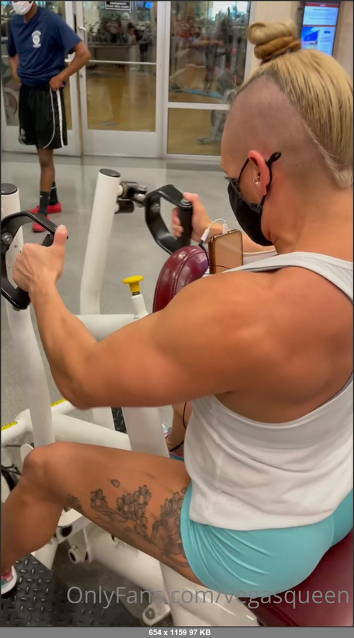 MEGA-FANS – vegasqueen-06-03-2021-Back day    And Im gettin diced baby  all that hard work is paying off. Back exercises 1   4, both similar, but work the back differently. While all back e