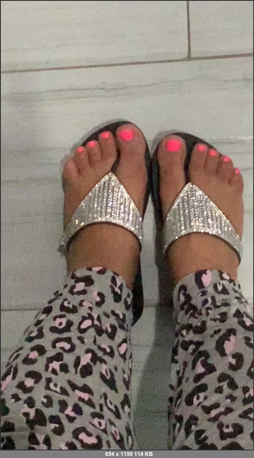 MEGA-FANS – teampinky-03-02-2020-Pink toes