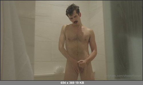 MEGA-FANS – showoffjonah 03-02-2021 103698784 Got a big shower to myself recently something about space and good water pressure just makes you want to spend some ex