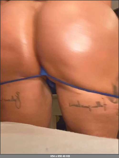 MEGA-FANS – reginaluvxxx 04-01-2020 11087671 I need someone to help me oil it up….