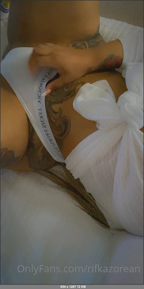 MEGA-FANS – rifkazorean 20-09-2020 50906129 Who loves a nice pussy print Check your DMs from me to see my pussy cream