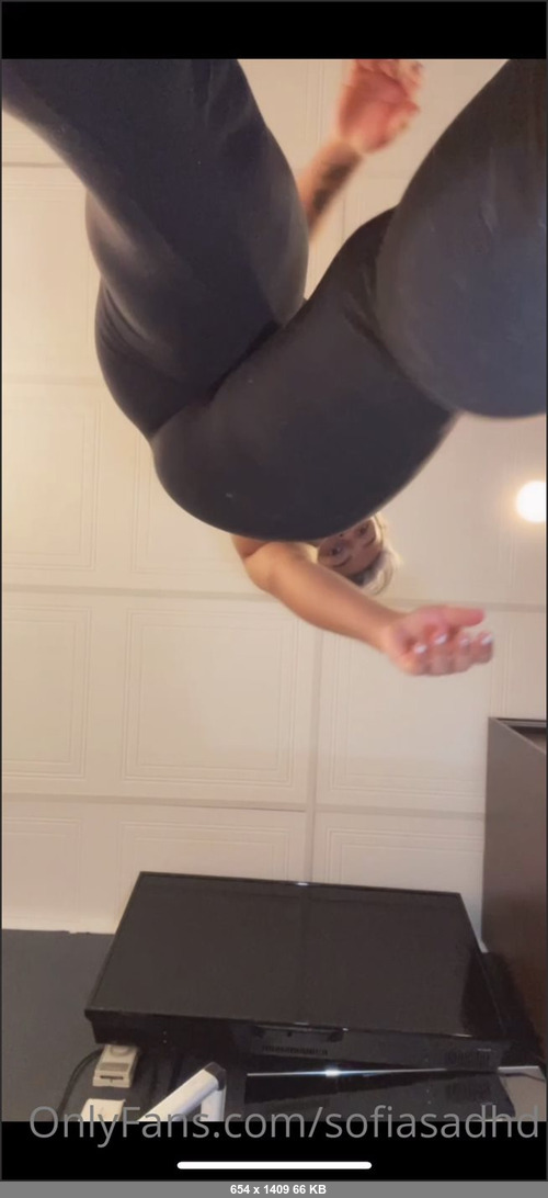 MEGA-FANS – sofiasadhd-24-05-2021-My favorite seat is your face, I hope its not taken right now   Unlock to remove my leggings and let me ride your face