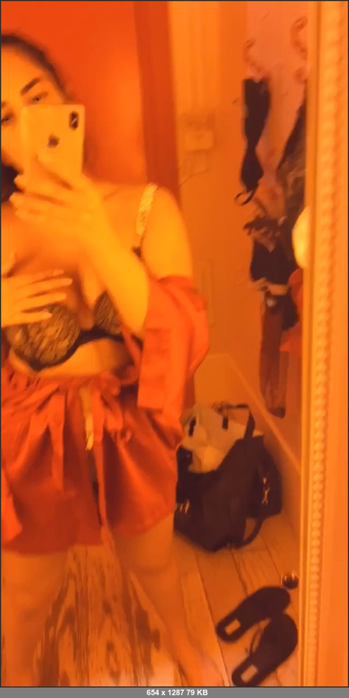 MEGA-FANS – xxxbrookepaige-14-12-2018-Getting so naughty at Victorias Secret