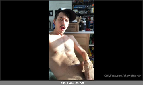 MEGA-FANS – showoffjonah 22-11-2020 72821639 There was a big sunbeam in the kitchen early this morning and I just had to kick back and show off my cock in the sunlight