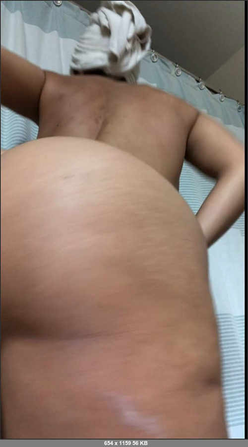 MEGA-FANS – reenaskyvip 15-12-2018 2647828 Put the lotion on the skin…