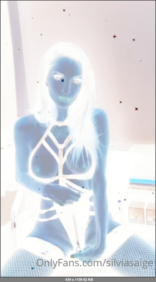 MEGA-FANS – silviasaige 15-09-2021 196887917 SOLO SEDUCTIVE DANCE PUSSY PLAY  You come home tired and see me dancing to the music  in a black lingerie.