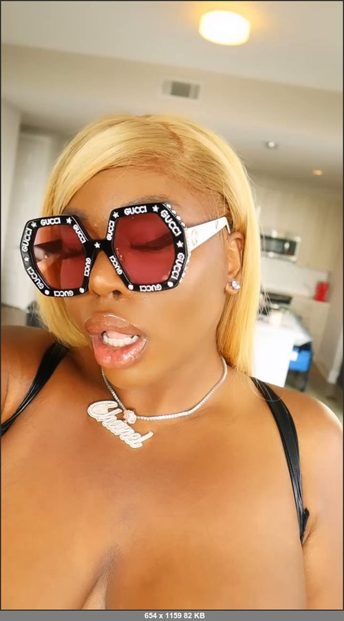 MEGA-FANS – tssexykayla-15-07-2021-New York City tomorrow 7 15  7 21