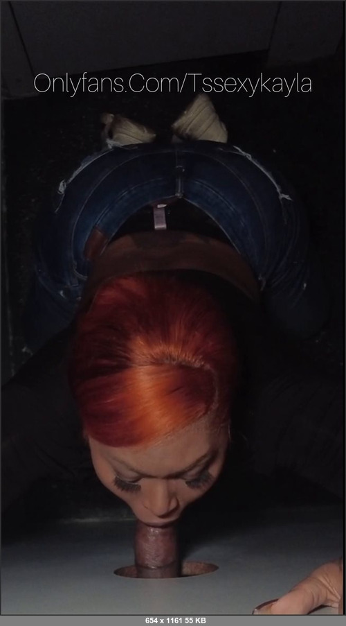 MEGA-FANS – tssexykayla-15-11-2021-Went to the local sex store for some lube and ended up getting throat fucked xaddycorvinus