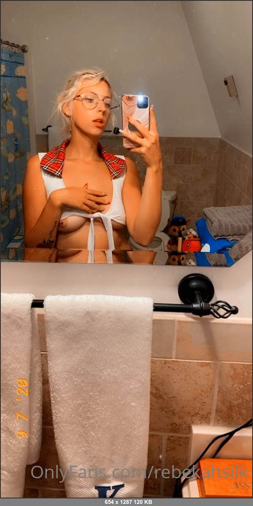 MEGA-FANS – rebekahsilk 31-08-2020 44908755 Hey daddy shoot me a message