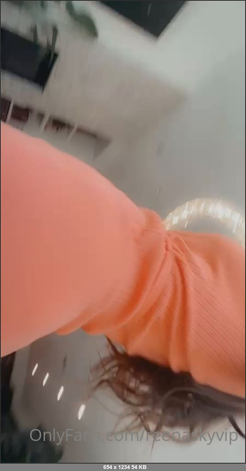 MEGA-FANS – reenaskyvip 21-04-2021 137819796 Happy WET Wednesday  Who is going to get me extra wet today I have a few things in mind