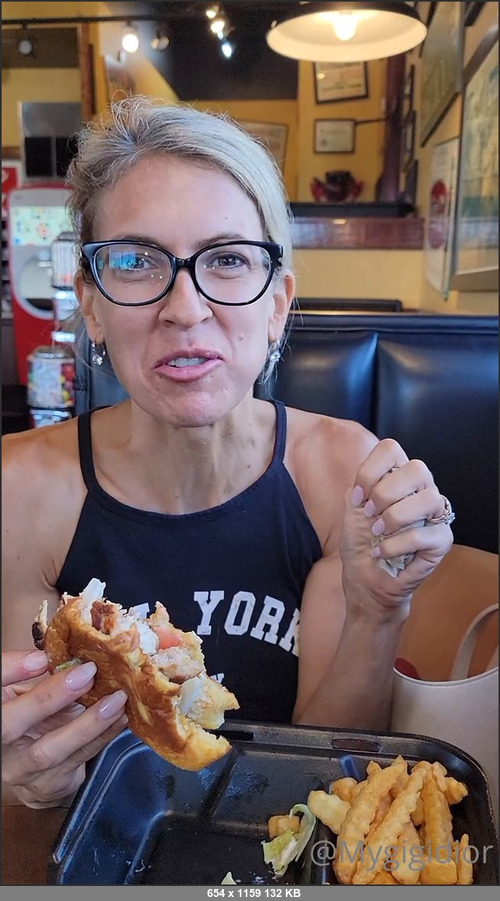 MEGA-FANS – mygigidior 14-08-2021 183733849 Zaxbys and grocery shopping shanagins