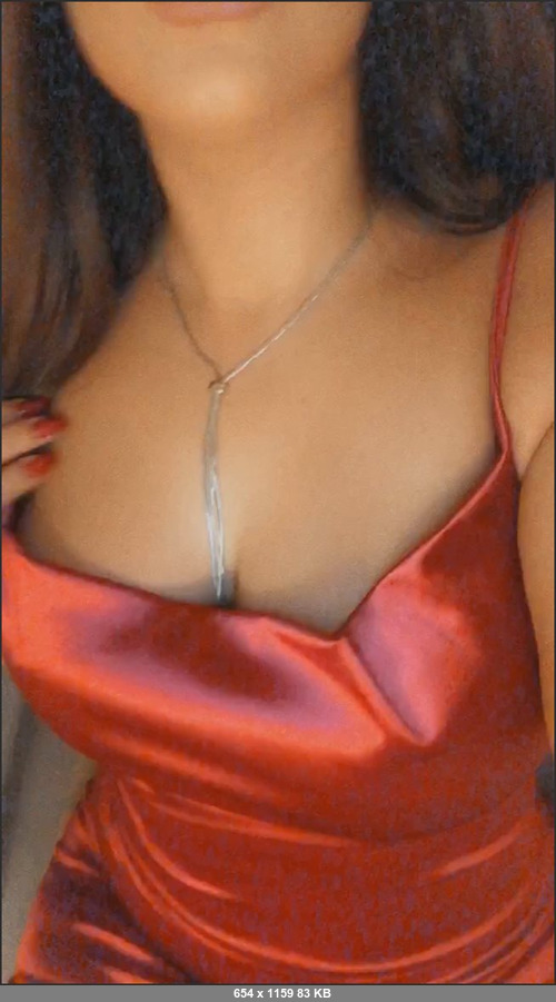 MEGA-FANS – siennablack20 07-12-2019 9871153 Hope you have a great night baby, wanna c underneath the dress