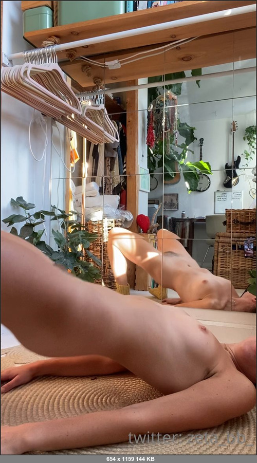 MEGA-FANS – zetabb-11-11-2021-hip thrusts are a crowd fave