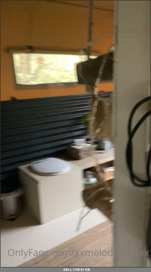 MEGA-FANS – xxmelodyxx31xx-10-04-2021-Weather is a bit pants but this place is so cool Very little WiFi signal so time to switch off for a bit Will reveal winners tomorrow xx