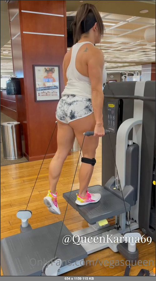 MEGA-FANS – vegasqueen-15-10-2021-First I did about 90 minutes of hard leg work, then when all was said n done, or so I thought. Then I was told to finish off some quick shoulder work, then end