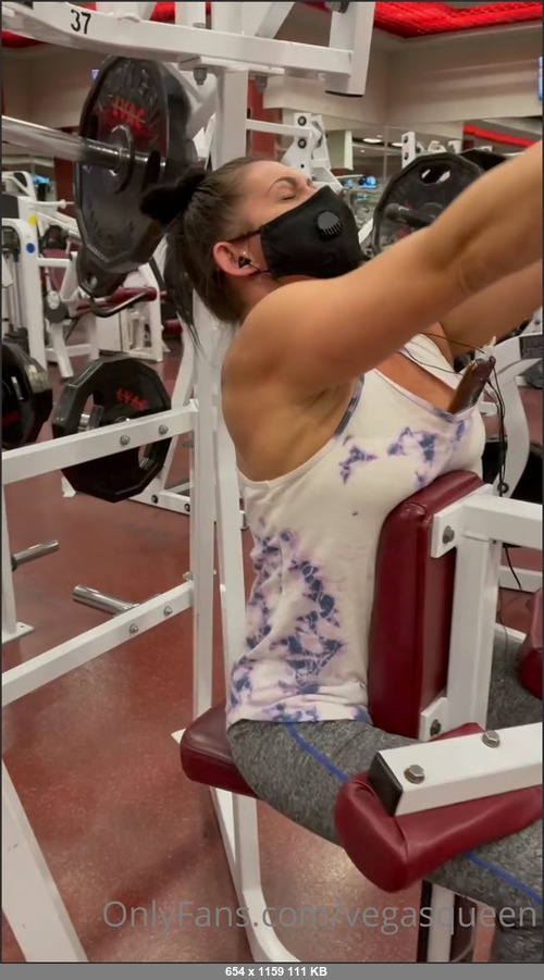 MEGA-FANS – vegasqueen-20-12-2020-An AMAZING back workout despite a pounding headache  Didnt wear my normal altitude training mask for that reason. Badass workout tho nonetheless  Sometimes