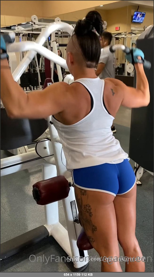 MEGA-FANS – vegasqueen-24-09-2020-Back and arms combo  While usually we do the traditional dumbbell rows, we went lighter and did what we call  seatbelt  rows. Imagine reaching over your