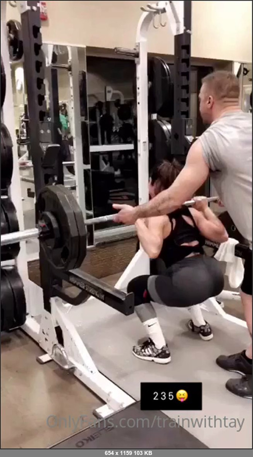 MEGA-FANS – trainwithtay-21-01-2021-Here it is, my max squat  This is one thing Im really trying to work on lately, going up in weight  Its time  Lets talk about some dos a