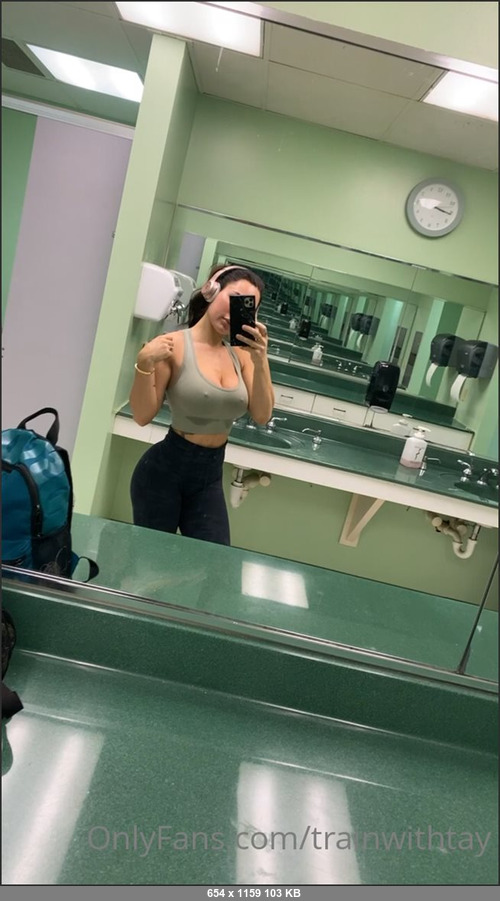 MEGA-FANS – trainwithtay-27-12-2020-Killed my workout yesterday  gonna film an upper body cardio day for you guys later